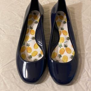 NWT Oka-B Rubber Flat Slip On Shoes size 10